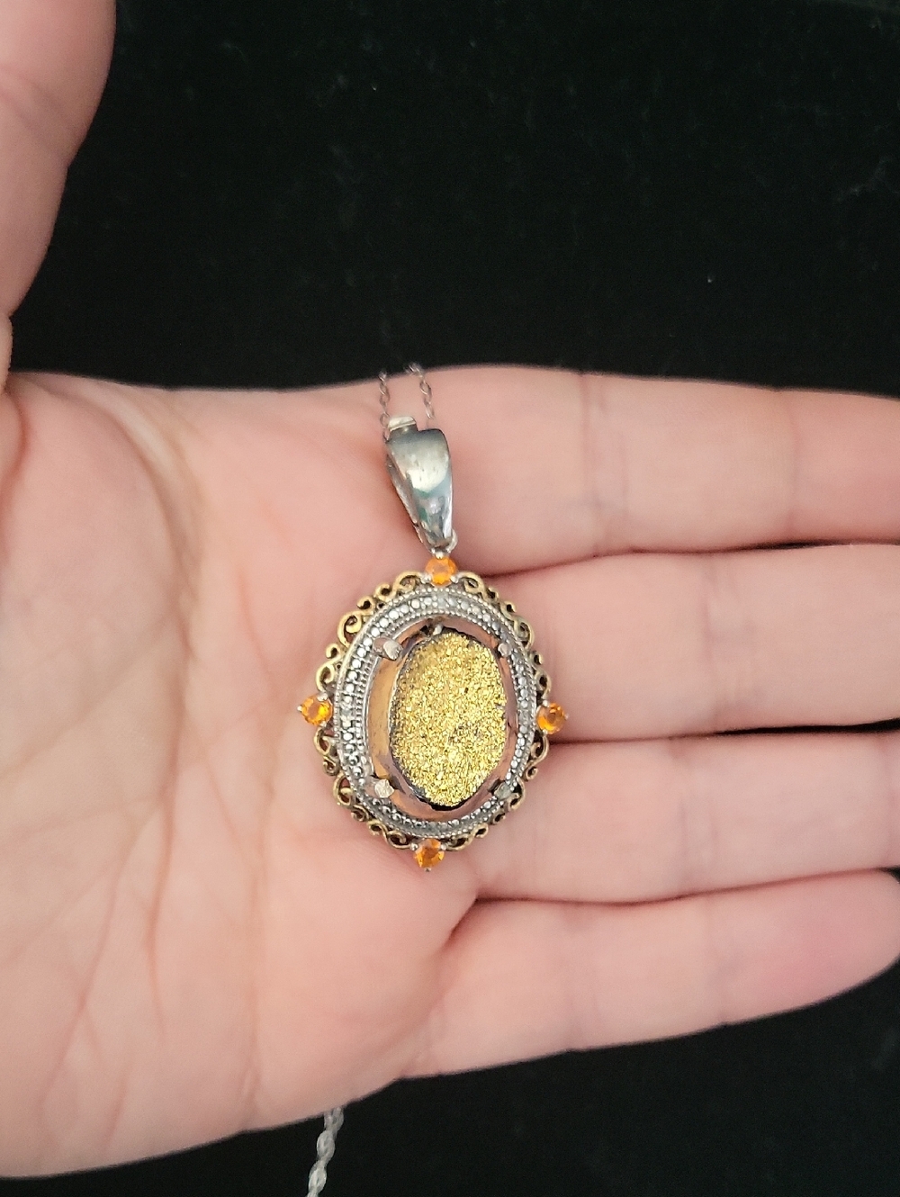 NWOT Golden Druzy Quartz Pendant Necklace